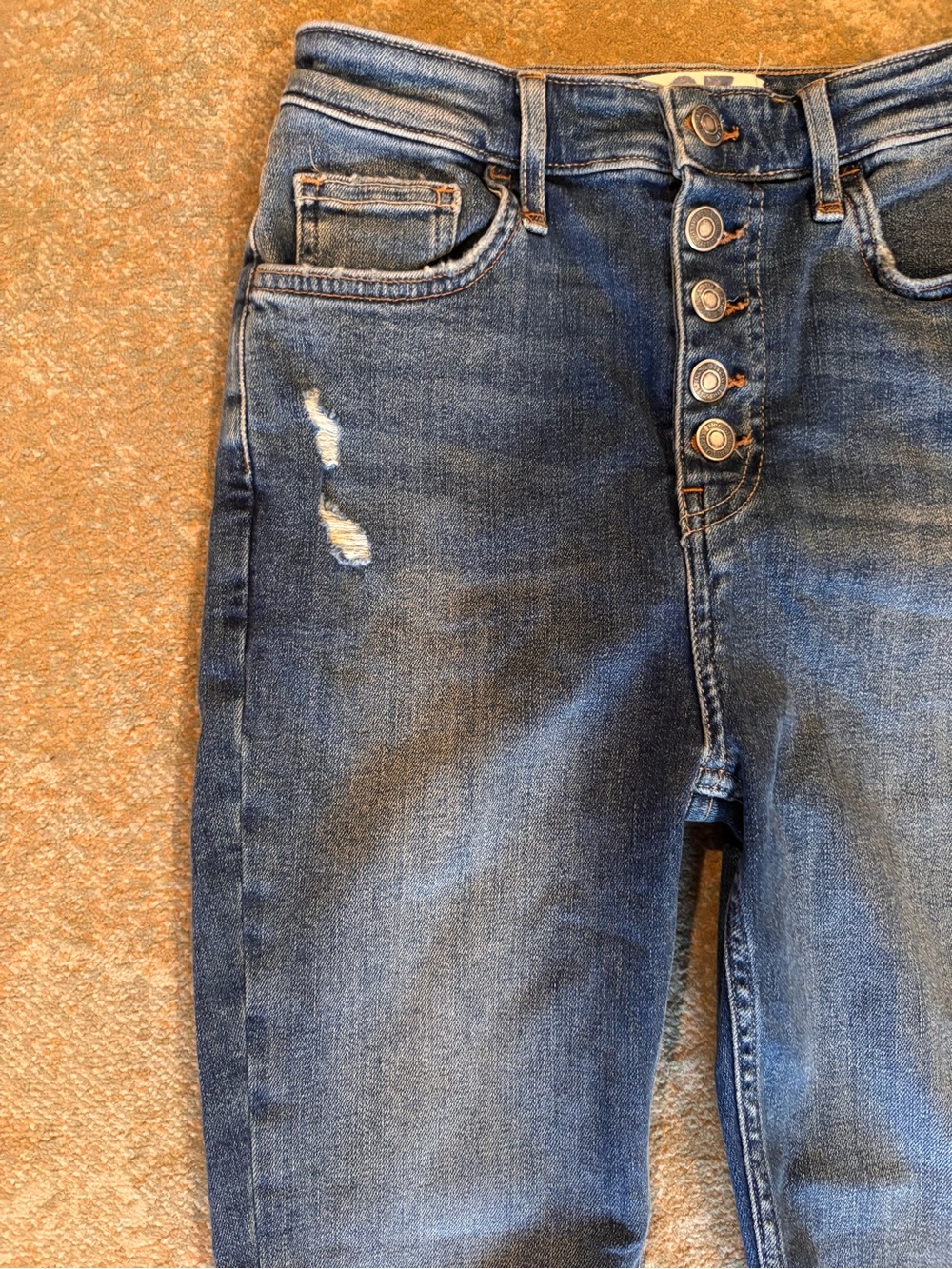 Free People We The Free Button Fly Distressed Skinny Jeans 27 NWT